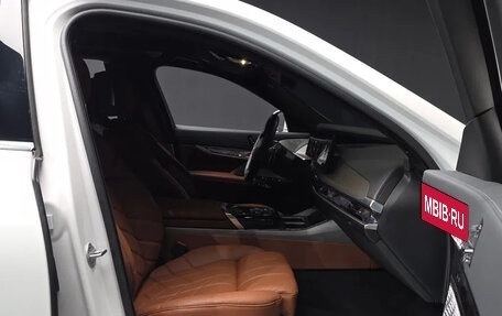 BMW 7 серия, 2025 год, 17 000 000 рублей, 9 фотография