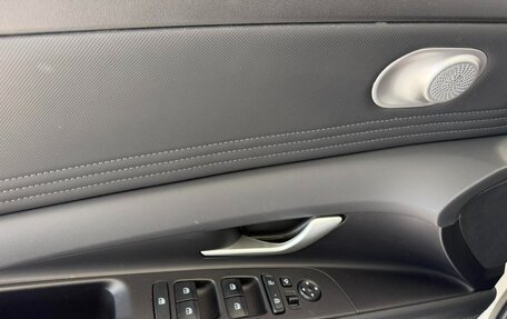 Hyundai Elantra, 2023 год, 1 375 000 рублей, 10 фотография