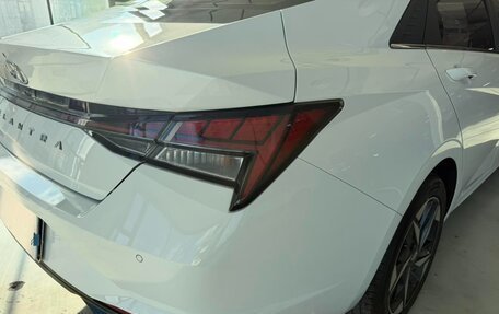 Hyundai Elantra, 2023 год, 1 375 000 рублей, 8 фотография
