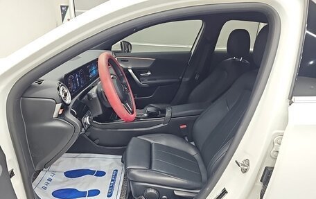 Mercedes-Benz A-Класс, 2022 год, 2 160 000 рублей, 12 фотография