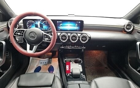 Mercedes-Benz A-Класс, 2022 год, 2 160 000 рублей, 5 фотография
