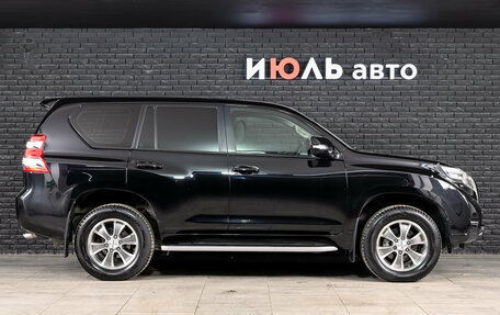 Toyota Land Cruiser Prado 150 рестайлинг 2, 2014 год, 3 475 000 рублей, 9 фотография