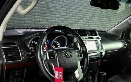 Toyota Land Cruiser Prado 150 рестайлинг 2, 2014 год, 3 475 000 рублей, 12 фотография