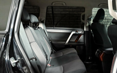 Toyota Land Cruiser Prado 150 рестайлинг 2, 2014 год, 3 475 000 рублей, 19 фотография
