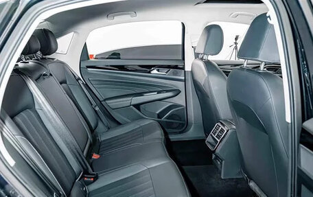 Volkswagen Passat, 2025 год, 1 800 000 рублей, 18 фотография