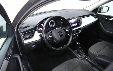Skoda Rapid II, 2020 год, 1 690 000 рублей, 10 фотография
