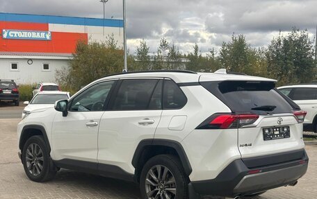 Toyota RAV4, 2020 год, 3 150 000 рублей, 5 фотография