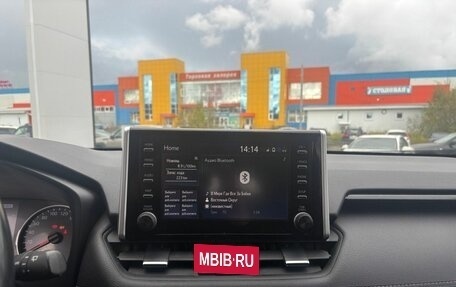 Toyota RAV4, 2020 год, 3 150 000 рублей, 17 фотография