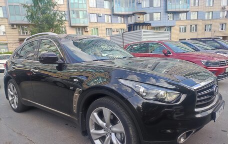 Infiniti QX70, 2017 год, 2 999 999 рублей, 2 фотография