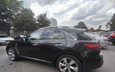 Infiniti QX70, 2017 год, 2 999 999 рублей, 3 фотография