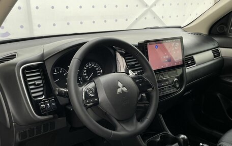 Mitsubishi Outlander III рестайлинг 3, 2014 год, 1 200 000 рублей, 15 фотография
