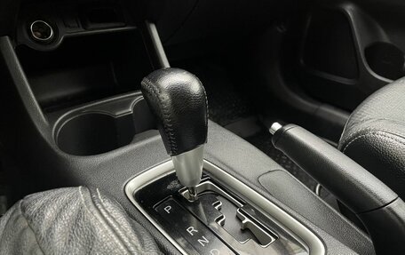 Mitsubishi Outlander III рестайлинг 3, 2014 год, 1 200 000 рублей, 16 фотография