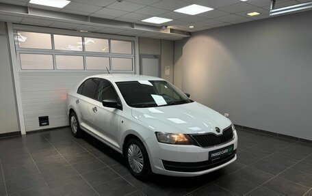 Skoda Rapid I, 2015 год, 945 000 рублей, 3 фотография