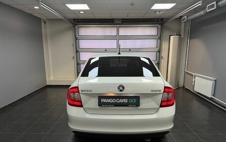 Skoda Rapid I, 2015 год, 945 000 рублей, 5 фотография