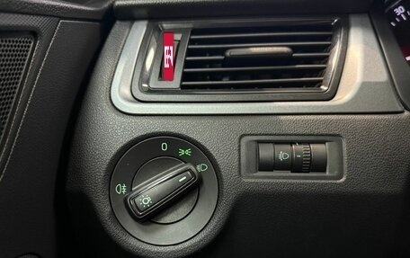 Skoda Rapid I, 2015 год, 945 000 рублей, 13 фотография