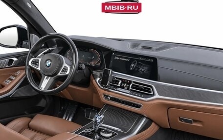 BMW X7, 2020 год, 8 999 999 рублей, 28 фотография