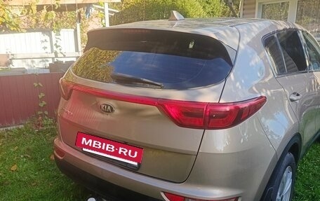 KIA Sportage IV рестайлинг, 2017 год, 1 900 000 рублей, 6 фотография