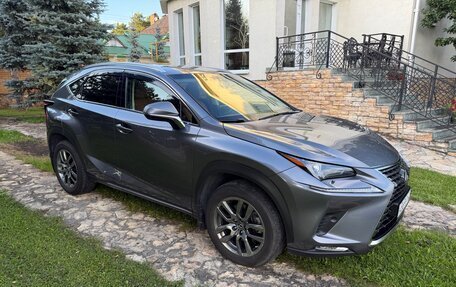 Lexus NX I, 2018 год, 3 800 000 рублей, 6 фотография