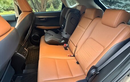 Lexus NX I, 2018 год, 3 800 000 рублей, 16 фотография