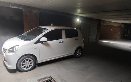Daihatsu Mira e:S I рестайлинг, 2014 год, 335 000 рублей, 1 фотография