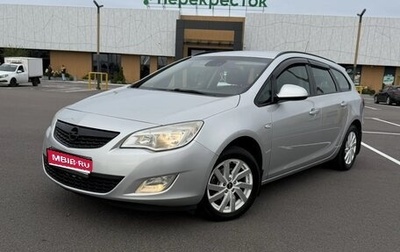 Opel Astra J, 2011 год, 585 000 рублей, 1 фотография