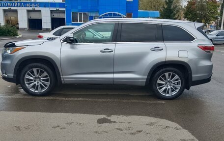 Toyota Highlander III, 2014 год, 2 950 000 рублей, 5 фотография