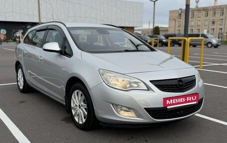 Opel Astra J, 2011 год, 585 000 рублей, 20 фотография