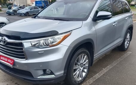 Toyota Highlander III, 2014 год, 2 950 000 рублей, 3 фотография