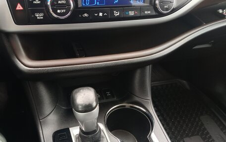 Toyota Highlander III, 2014 год, 2 950 000 рублей, 8 фотография