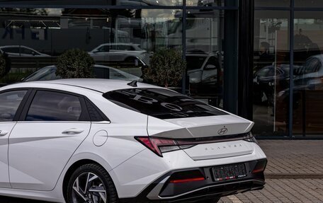 Hyundai Elantra, 2023 год, 1 625 000 рублей, 10 фотография