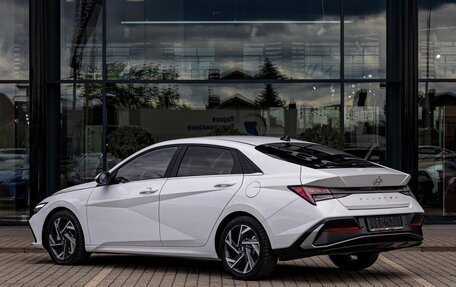 Hyundai Elantra, 2023 год, 1 625 000 рублей, 4 фотография