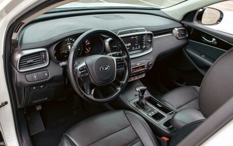 KIA Sorento III Prime рестайлинг, 2020 год, 2 355 000 рублей, 13 фотография
