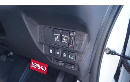 Honda Freed II, 2023 год, 1 569 700 рублей, 22 фотография