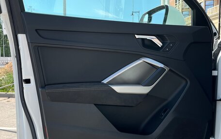 Audi Q3, 2022 год, 2 590 000 рублей, 25 фотография