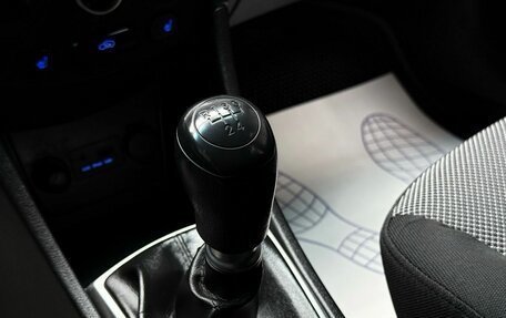 Hyundai Solaris II рестайлинг, 2013 год, 699 000 рублей, 17 фотография