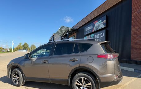 Toyota RAV4, 2018 год, 2 600 000 рублей, 5 фотография