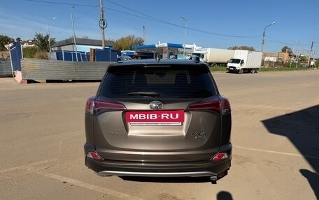 Toyota RAV4, 2018 год, 2 600 000 рублей, 7 фотография