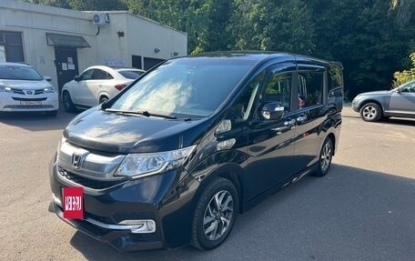 Honda Stepwgn IV, 2015 год, 1 950 000 рублей, 2 фотография