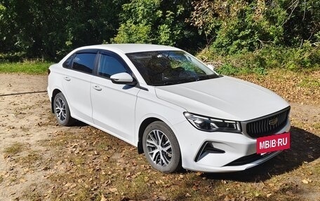 Geely Emgrand, 2024 год, 1 650 000 рублей, 4 фотография