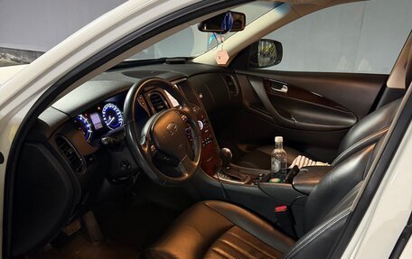 Infiniti QX50 I рестайлинг, 2016 год, 1 800 000 рублей, 6 фотография