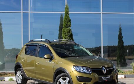 Renault Sandero II рестайлинг, 2015 год, 990 000 рублей, 3 фотография