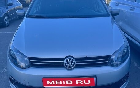 Volkswagen Polo VI (EU Market), 2011 год, 750 000 рублей, 1 фотография