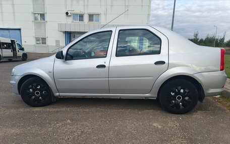 Renault Logan I, 2015 год, 730 000 рублей, 3 фотография