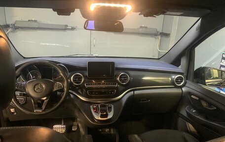 Mercedes-Benz V-Класс, 2016 год, 3 600 000 рублей, 8 фотография