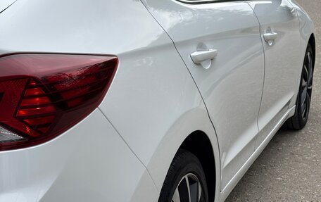 Hyundai Elantra VI рестайлинг, 2019 год, 1 620 000 рублей, 9 фотография