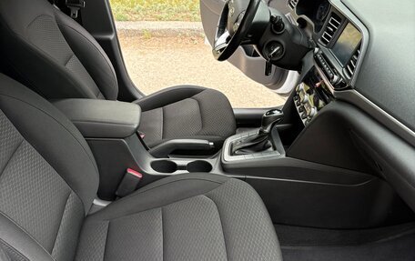 Hyundai Elantra VI рестайлинг, 2019 год, 1 620 000 рублей, 28 фотография