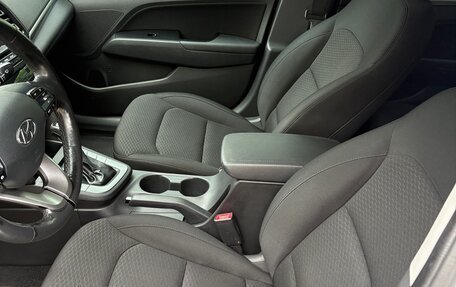 Hyundai Elantra VI рестайлинг, 2019 год, 1 620 000 рублей, 29 фотография
