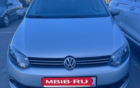 Volkswagen Polo VI (EU Market), 2011 год, 750 000 рублей, 2 фотография