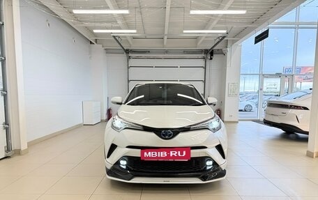 Toyota C-HR I рестайлинг, 2019 год, 2 249 900 рублей, 9 фотография