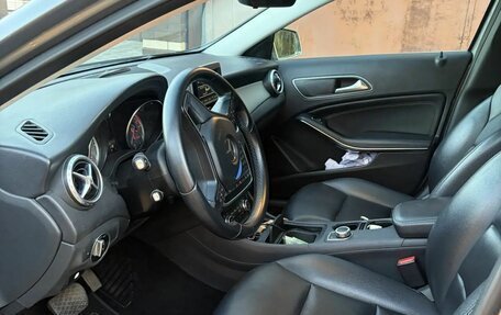 Mercedes-Benz GLA, 2014 год, 1 750 000 рублей, 3 фотография